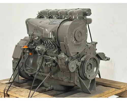 DEUTZ F4L912 Engine Assembly