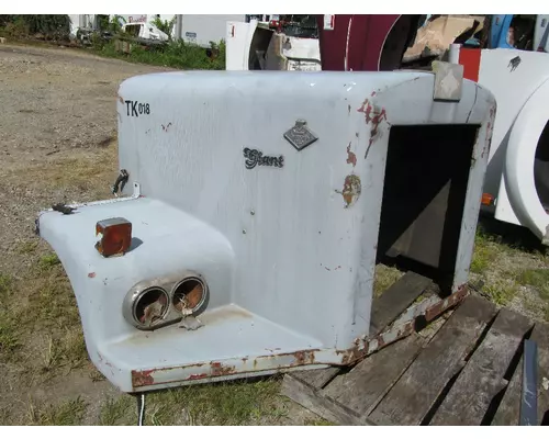 DIAMOND REO GIANT Hood