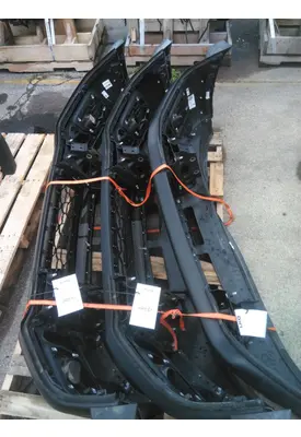 DODGE 5500 SERIES BUMPER ASSEMBLY, FRONT