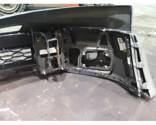 DODGE 5500 SERIES BUMPER ASSEMBLY, FRONT