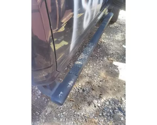 DODGE 5500 SERIES CAB STEP