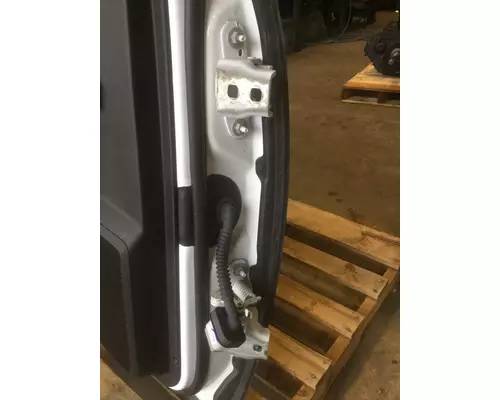 DODGE 5500 SERIES DOOR ASSEMBLY, REAR OR BACK