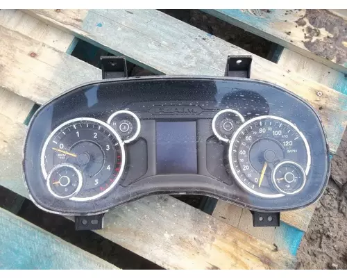 DODGE 5500 SERIES GAUGE CLUSTER