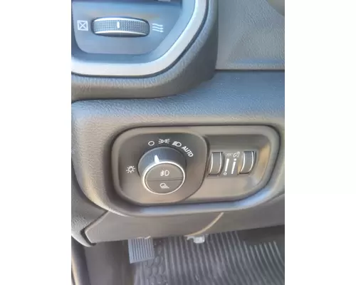 DODGE 5500 SERIES HEADLAMP SWITCH