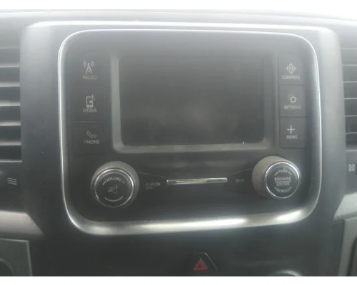 DODGE 5500 SERIES RADIO AM/FM/BLUETOOTH