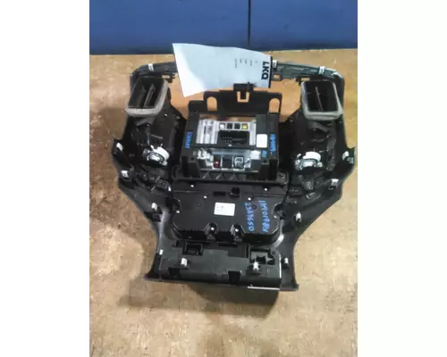 DODGE 5500 SERIES RADIO AV EQUIPMENT