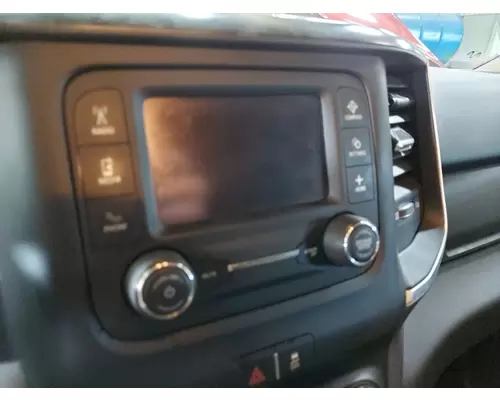 DODGE 5500 SERIES RADIO AV EQUIPMENT