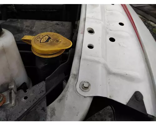 DODGE 5500 SERIES WINDSHIELD WASHER RESERVOIR