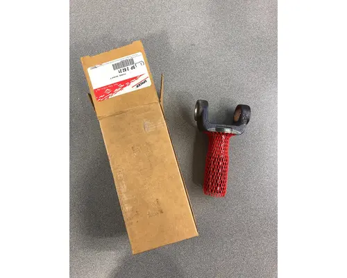 Universal Slip Yoke DANA/SPICER  Hagerman Inc.