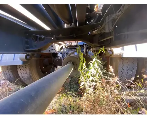 Dana 17060S Axle Assembly, Rear