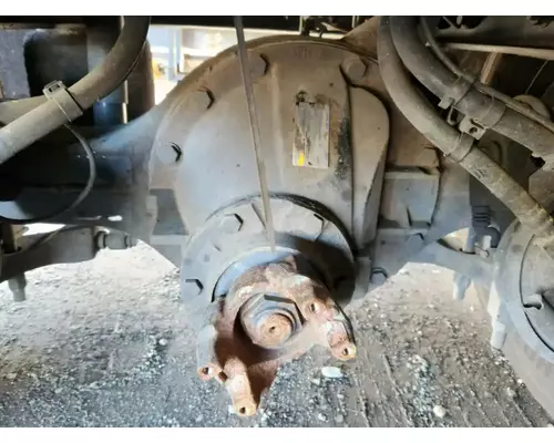 Dana 17060S Axle Assembly, Rear