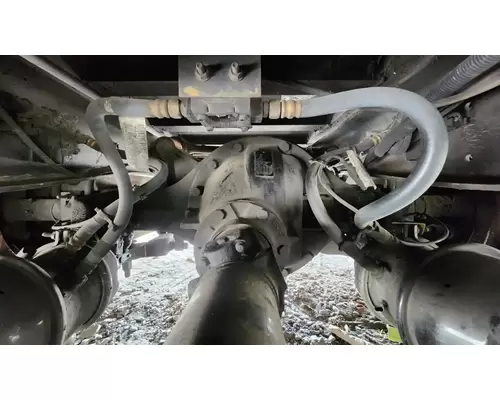 Dana 17060S Axle Assembly, Rear