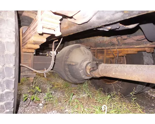 Dana 19060S Axle Assembly, Rear
