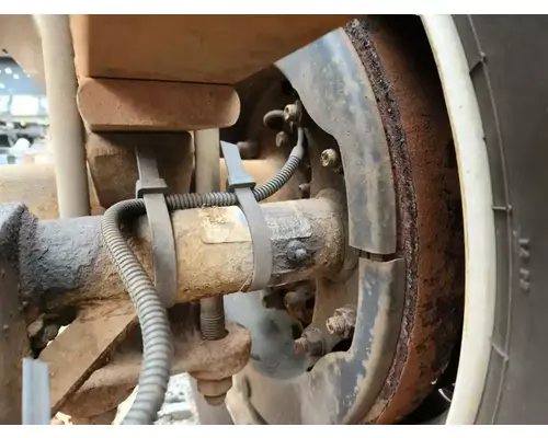 Dana 19060S Axle Assembly, Rear
