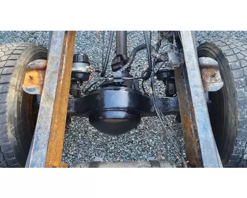 Dana 19060S Axle Assembly, Rear