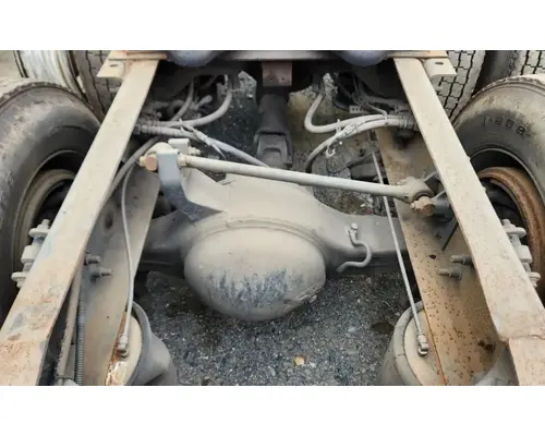 Dana DS404 Axle Housing (Rear)