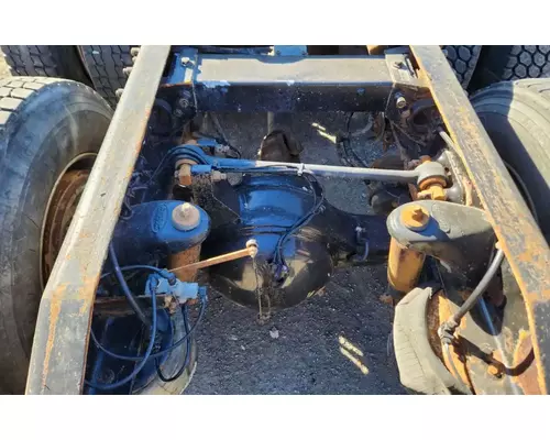 Dana DSP40 Axle Assembly, Rear