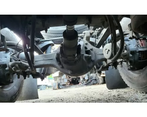 Dana DSP41 Axle Housing (Rear)