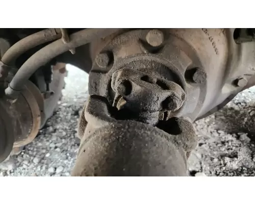 Dana RS402 Axle Assembly, Rear