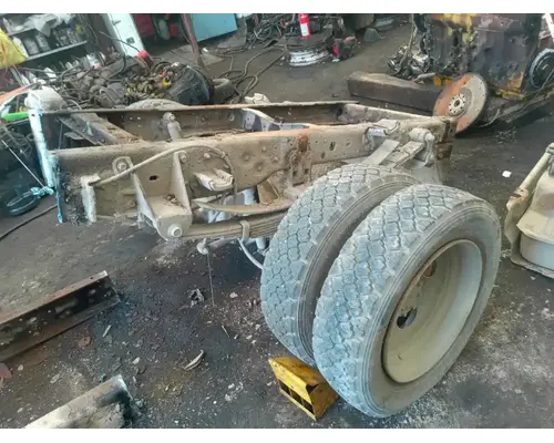Dana S135S Axle Assembly, Rear