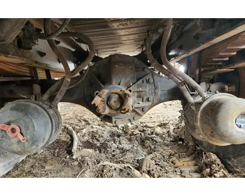 Dana S21-140 Axle Housing (Rear)