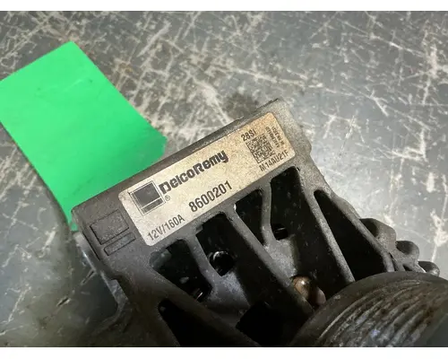 Delco Remy 8600201-28SI Alternator