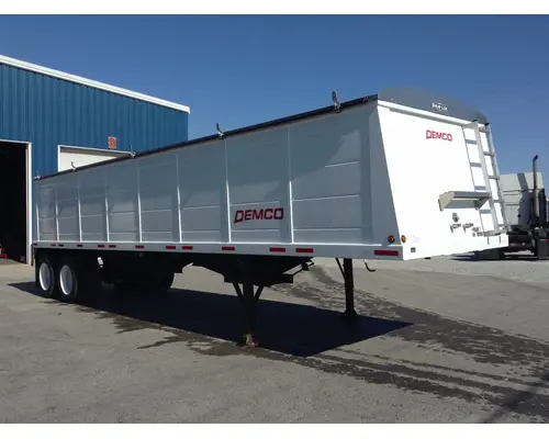 Demco 3622 Trailer
