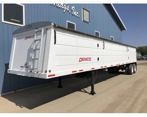 Demco 4222 Trailer