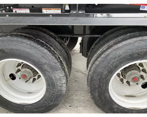 Demco CR402-AR-3424 Trailer