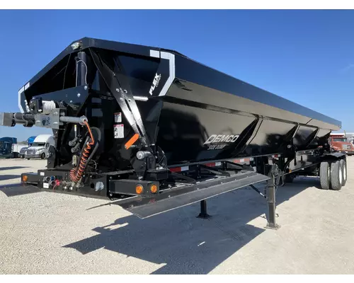 Demco CR402-AR-3424 Trailer