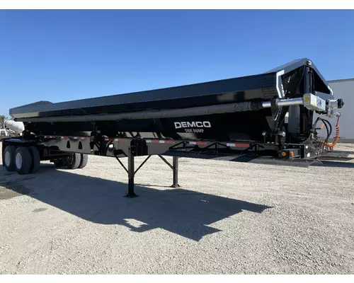 Demco CR402-AR-3424 Trailer