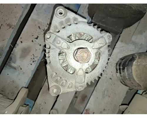 Alternator denso  Truck Salvage International Inc