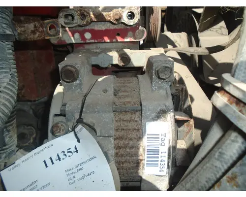 Denso 101211-8410 Alternator