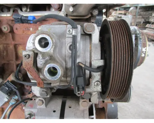 Denso 447260-9770 Air Conditioner Compressor