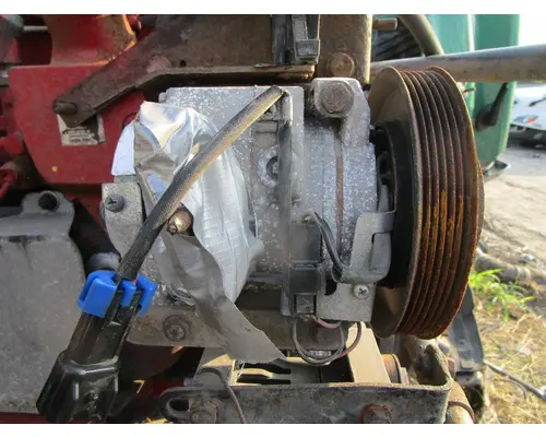 Denso 447260-9770 Air Conditioner Compressor