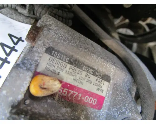 Denso 447280-1501 Air Conditioner Compressor