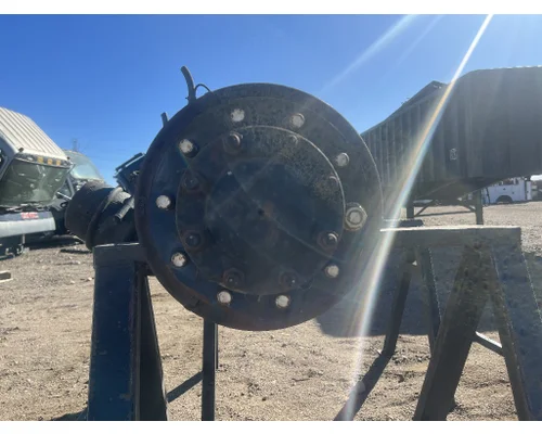 Detroit Diesel Corporatio M2 106 Axle Assembly, Rear