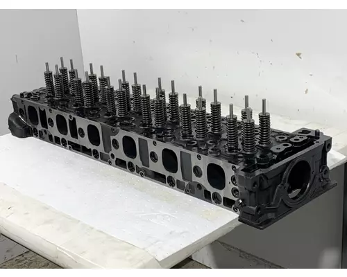 Cylinder Head DETROIT DIESEL DD13 Frontier Truck Parts