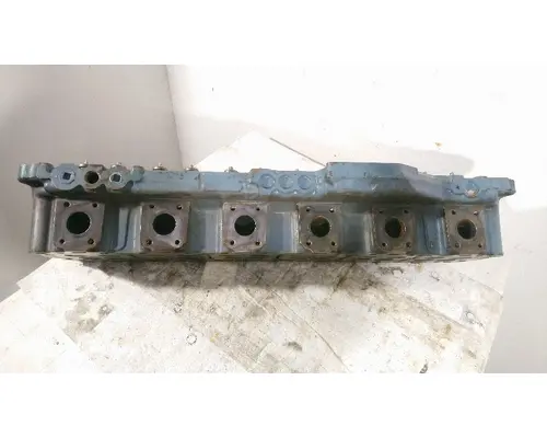 Cylinder Head DETROIT DIESEL Series 60 DDEC IV 12.7L Frontier Truck Parts