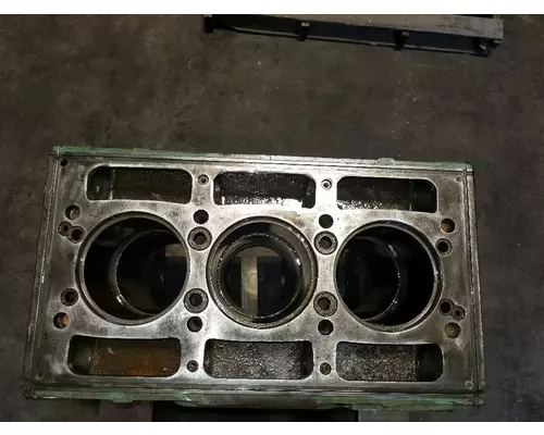 Detroit 371 Cylinder Block