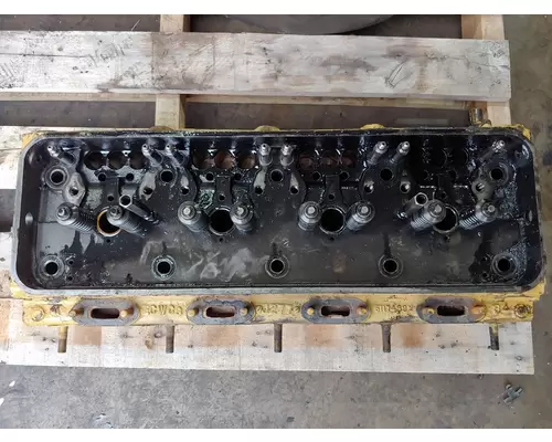 Detroit 4-71 Cylinder Head