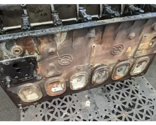 Detroit 6-71 Cylinder Block