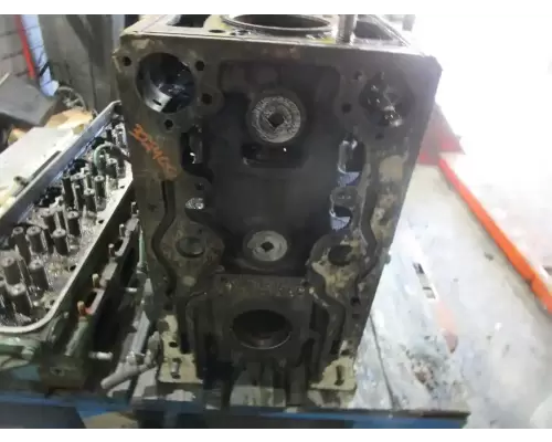 Detroit 6-71 Cylinder Block