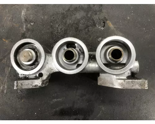 Detroit 60 SER 11.1 Engine Oil Filter Base