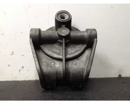 Detroit 60 SER 12.7 Fuel Filter Base