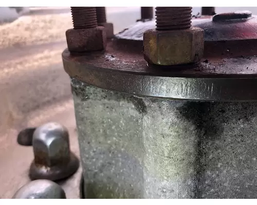 Detroit 6813571701 Axle Shaft