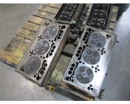 Detroit 6V92 Cylinder Head