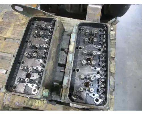 Detroit 6V92 Cylinder Head