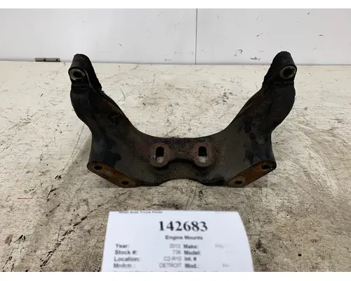 Engine Mounts DETROIT CASCADIA West Side Truck Parts