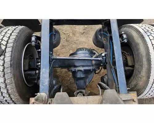 Detroit DA-RT-40.0-4 Axle Assembly, Rear